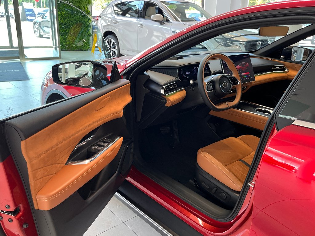 Mazda 6e