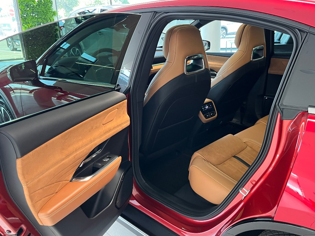Mazda 6e