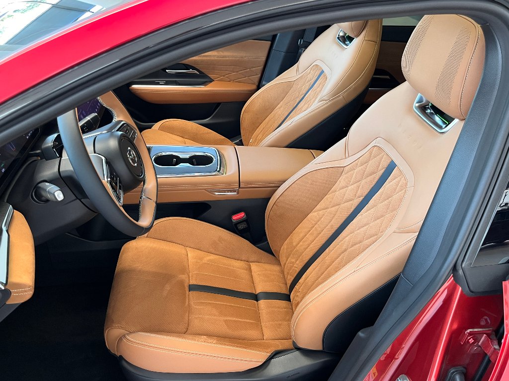 Mazda 6e