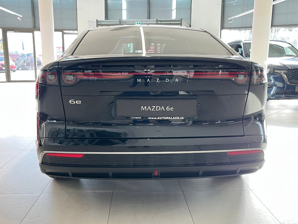 Mazda 6e