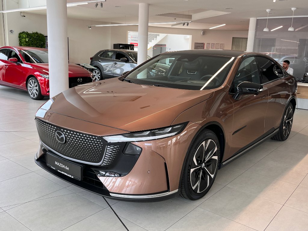 Mazda 6e