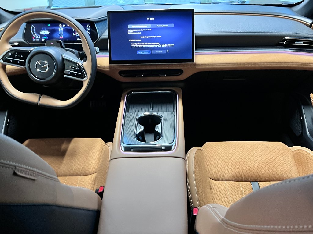 Mazda 6e