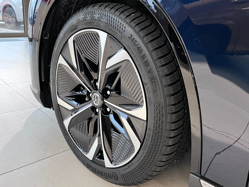 Mazda 6e