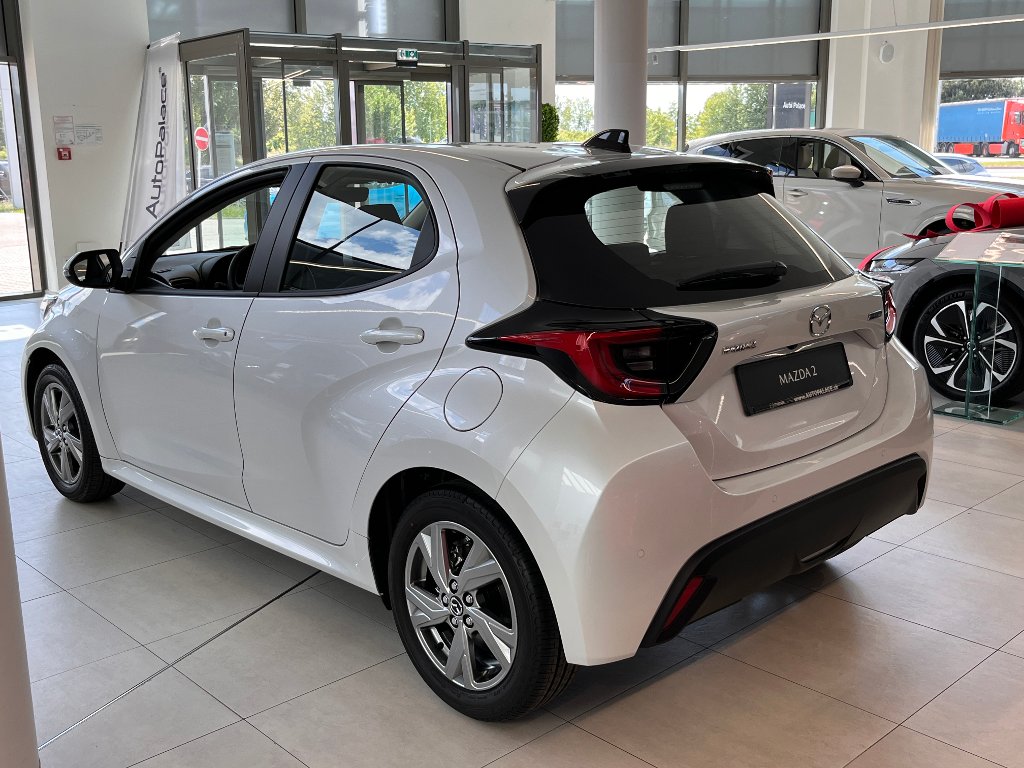 Mazda 2 Hybrid