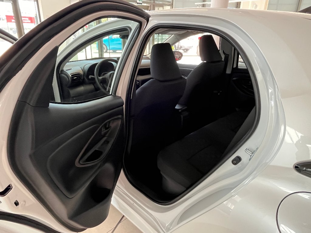 Mazda 2 Hybrid