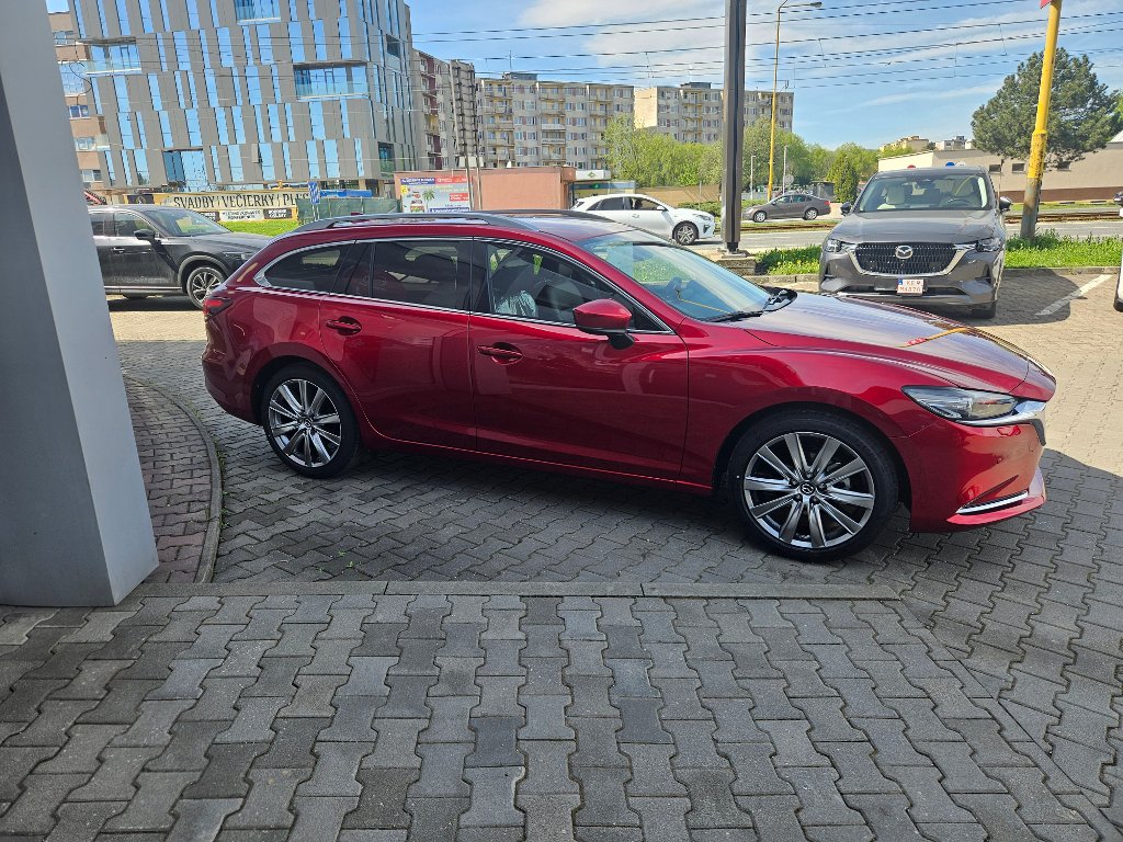 Mazda 6