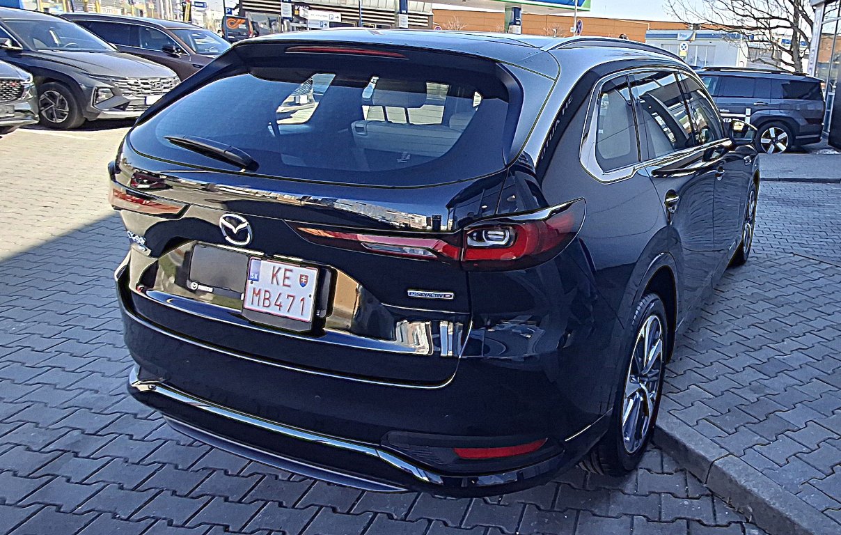 Mazda CX-80