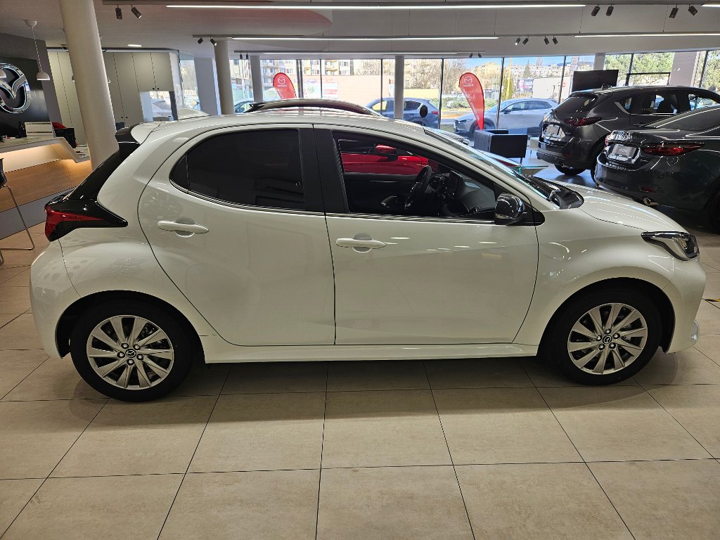 Mazda 2 Hybrid