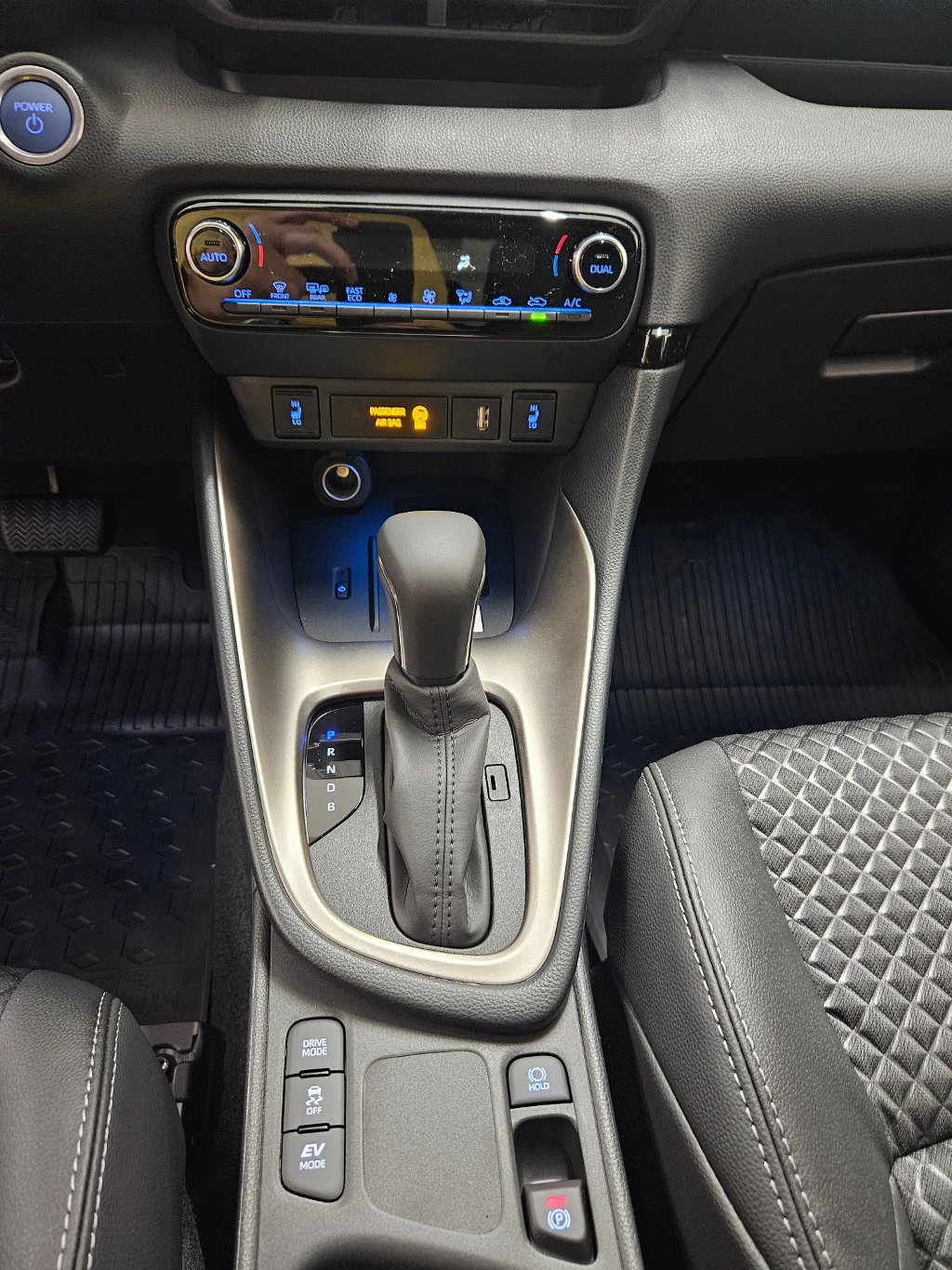 Mazda 2 Hybrid