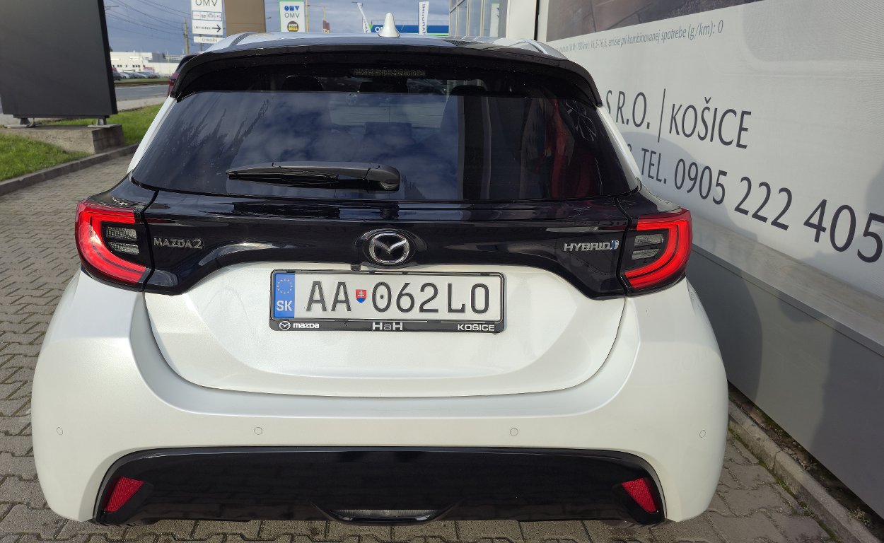 Mazda 2 Hybrid