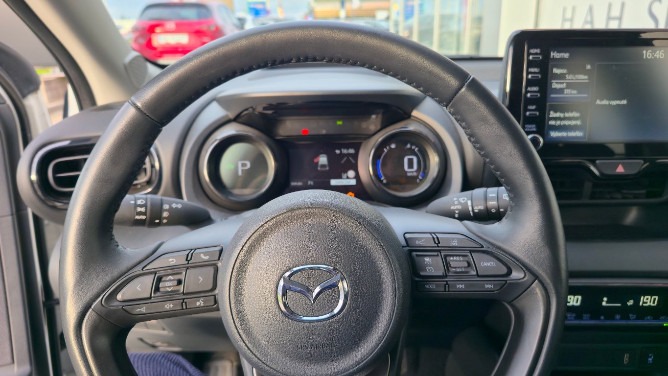 Mazda 2 Hybrid