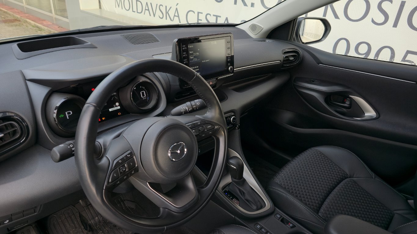 Mazda 2 Hybrid