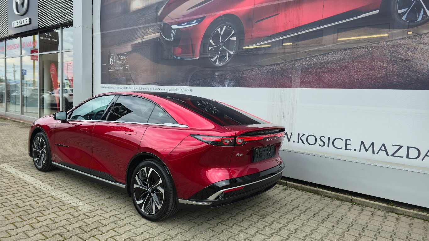 Mazda 6e