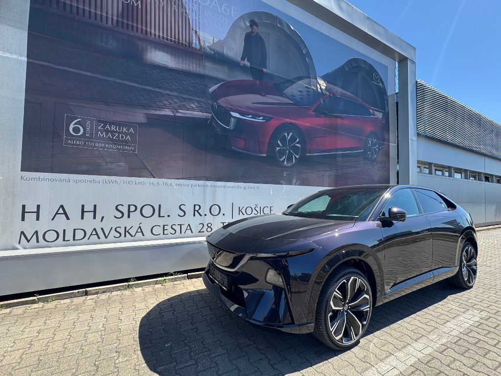 Mazda CX-6e