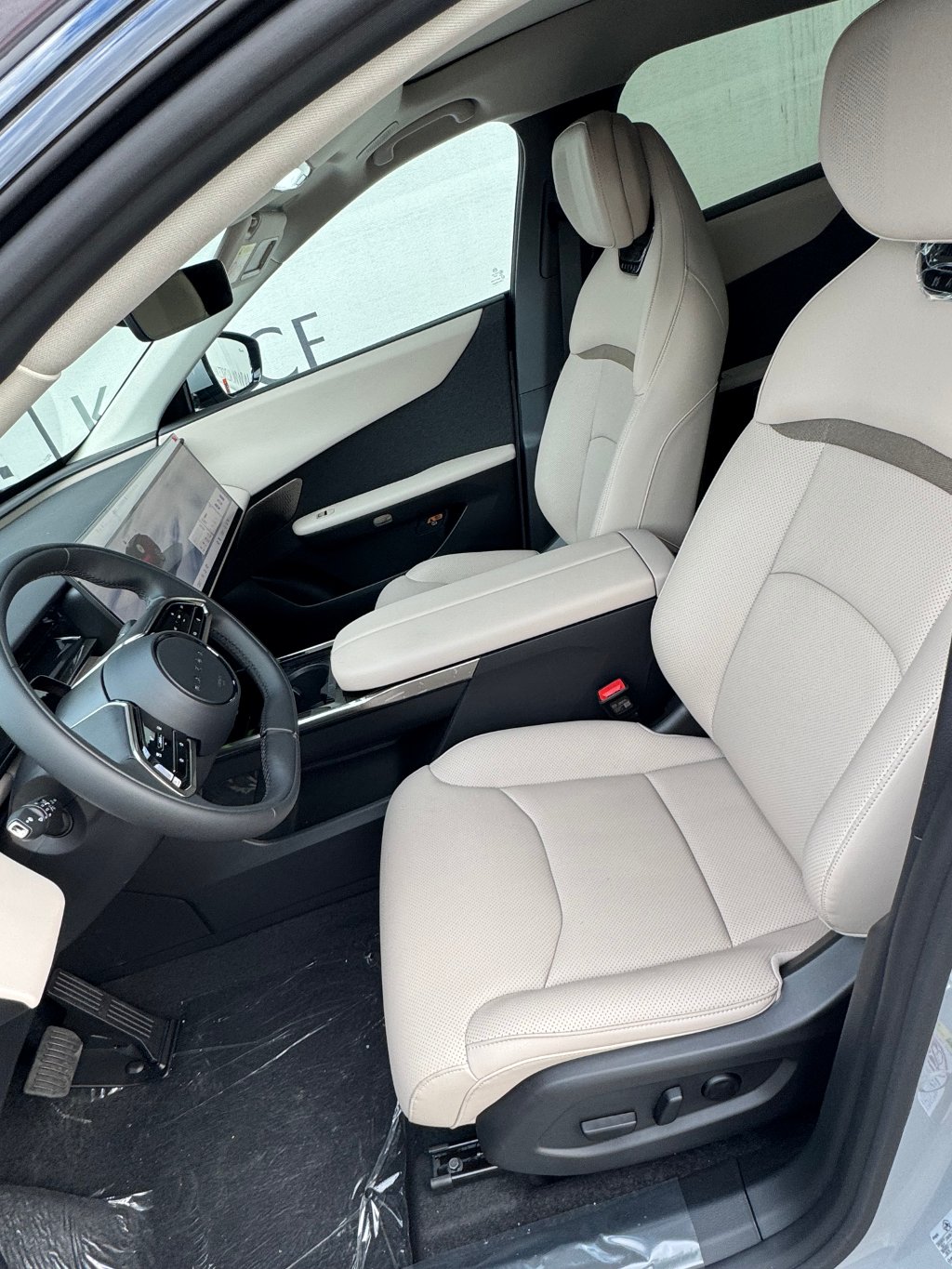 Mazda CX-6e