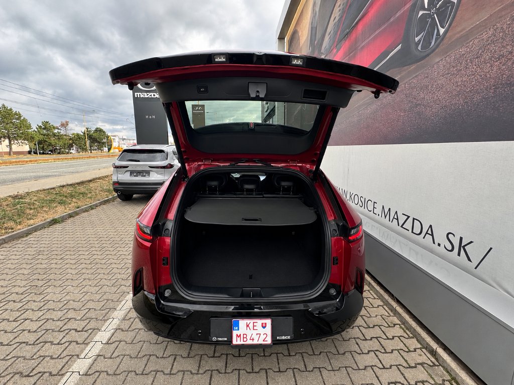 Mazda CX-6e
