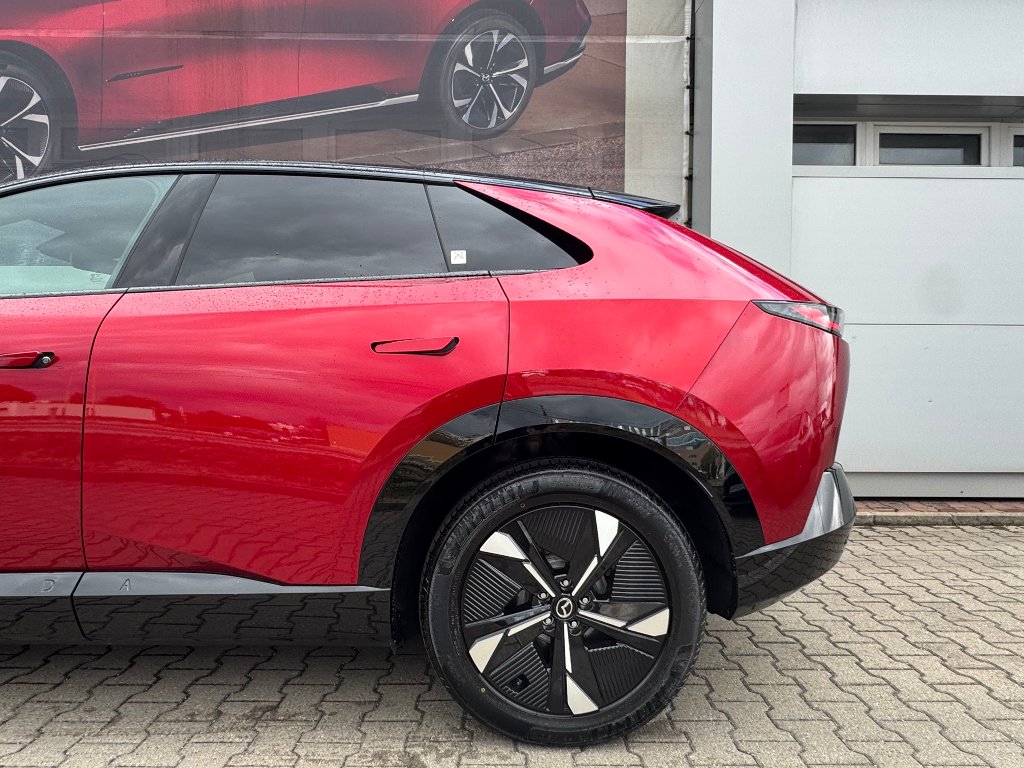Mazda CX-6e