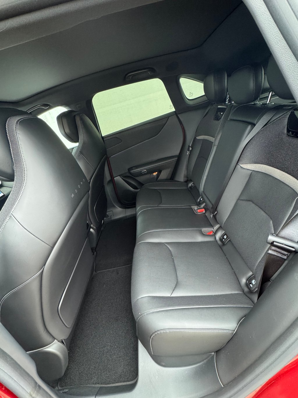 Mazda CX-6e