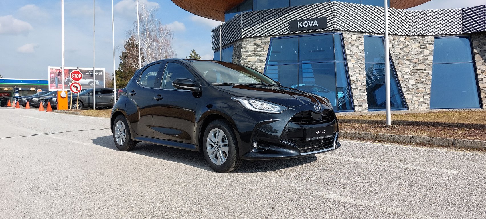 Mazda 2 Hybrid