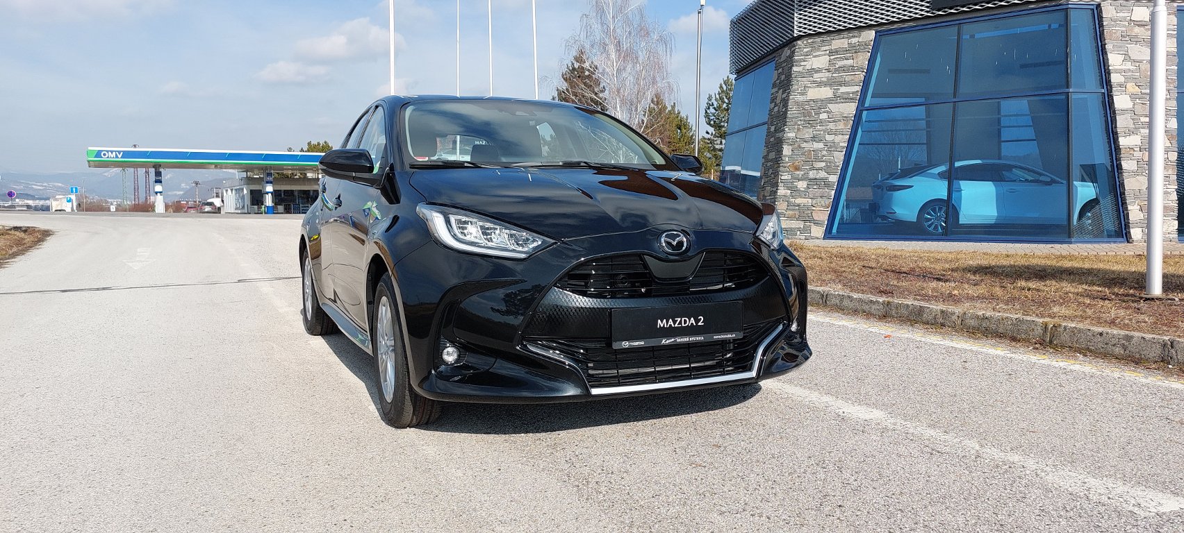 Mazda 2 Hybrid