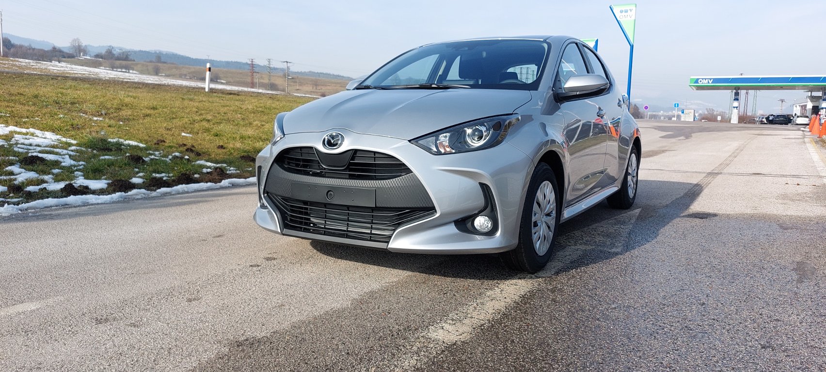 Mazda 2 Hybrid