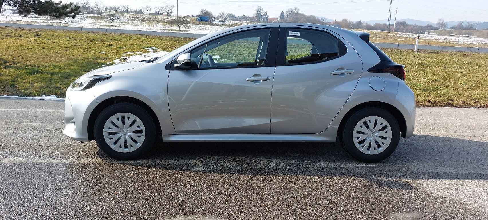Mazda 2 Hybrid