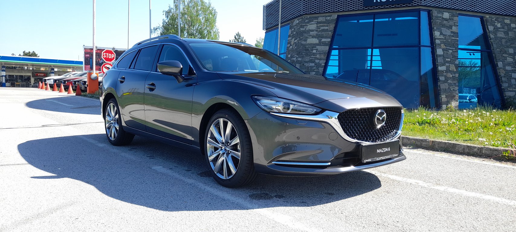 Mazda 6
