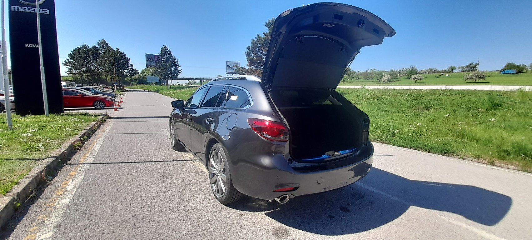 Mazda 6