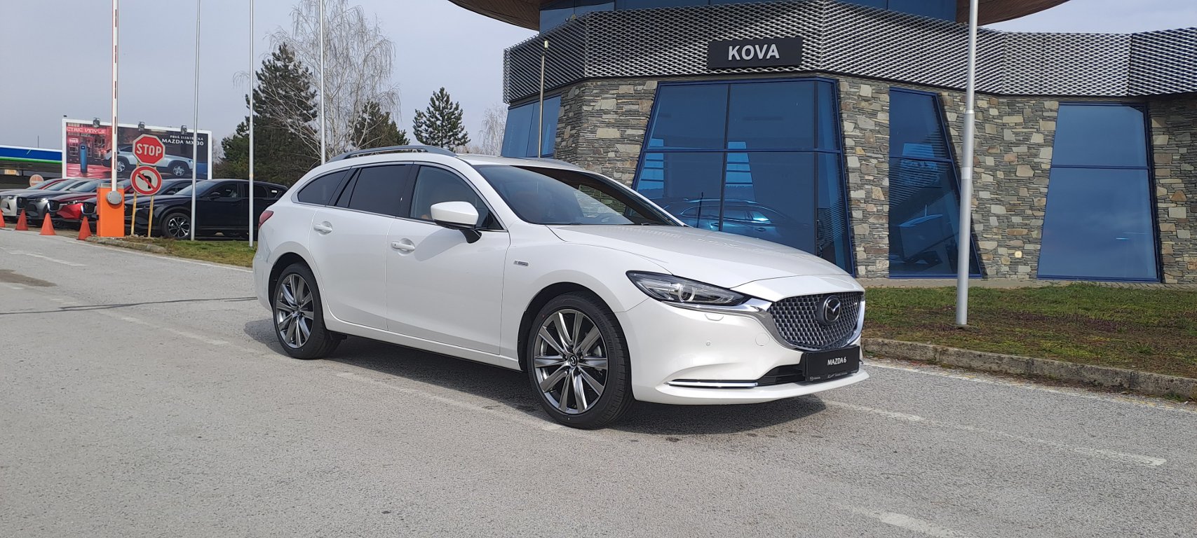 Mazda 6