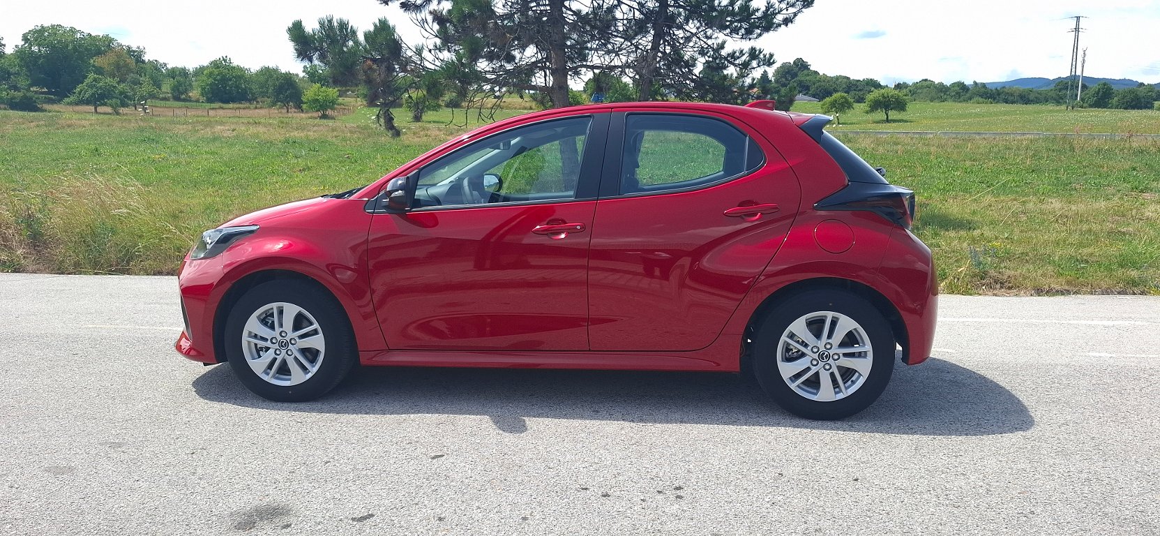 Mazda 2 Hybrid