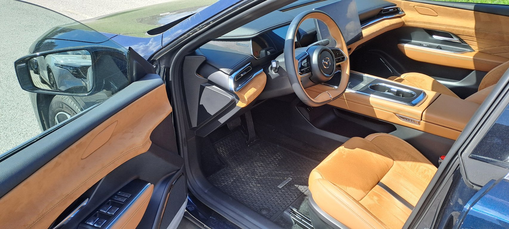 Mazda 6e