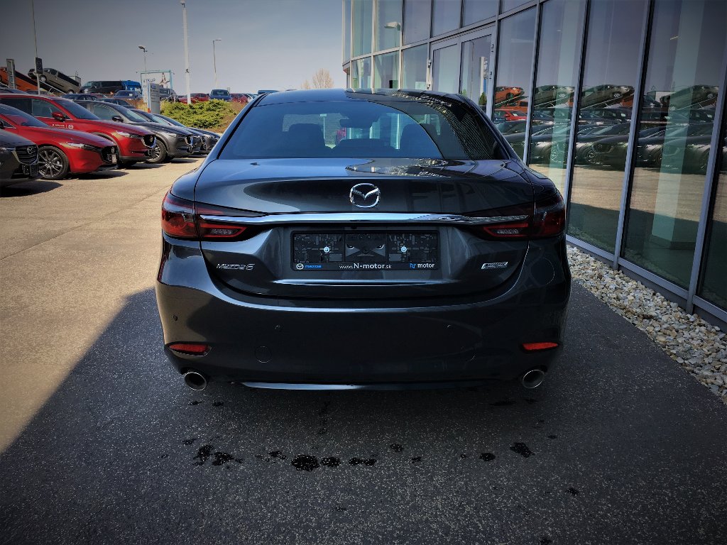 Mazda 6
