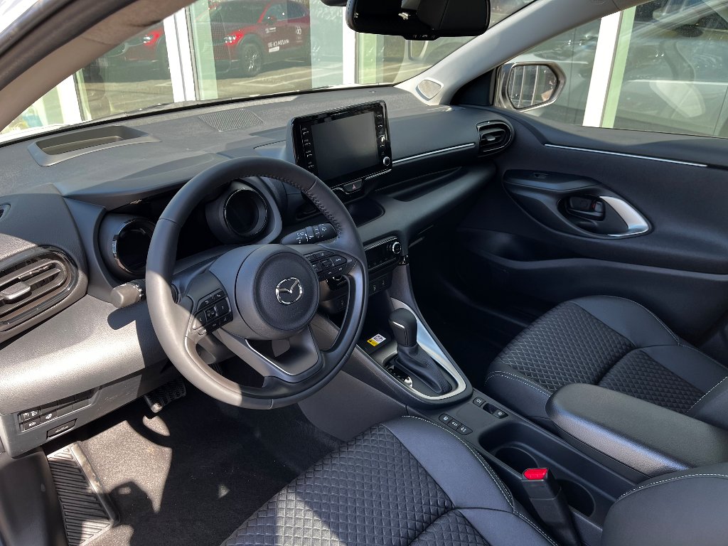 Mazda 2 Hybrid