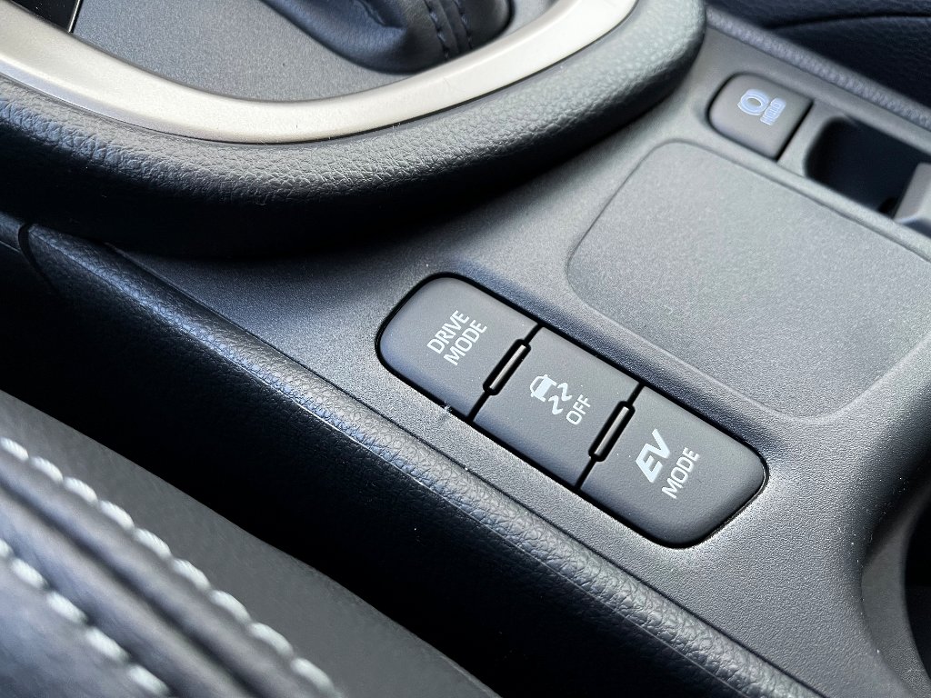 Mazda 2 Hybrid