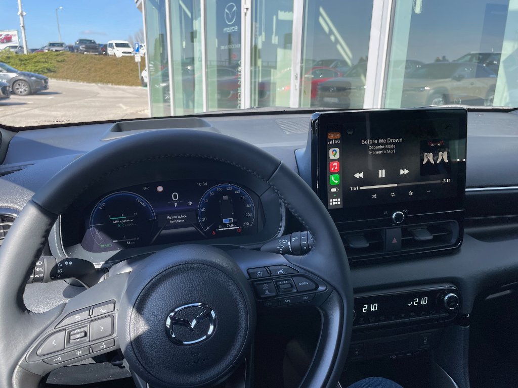 Mazda 2 Hybrid