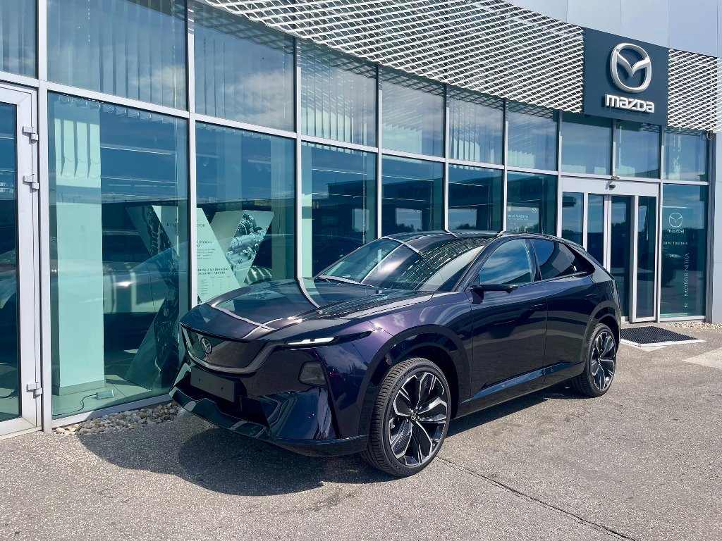 Mazda CX-6e
