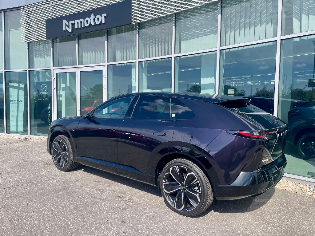 Mazda CX-6e