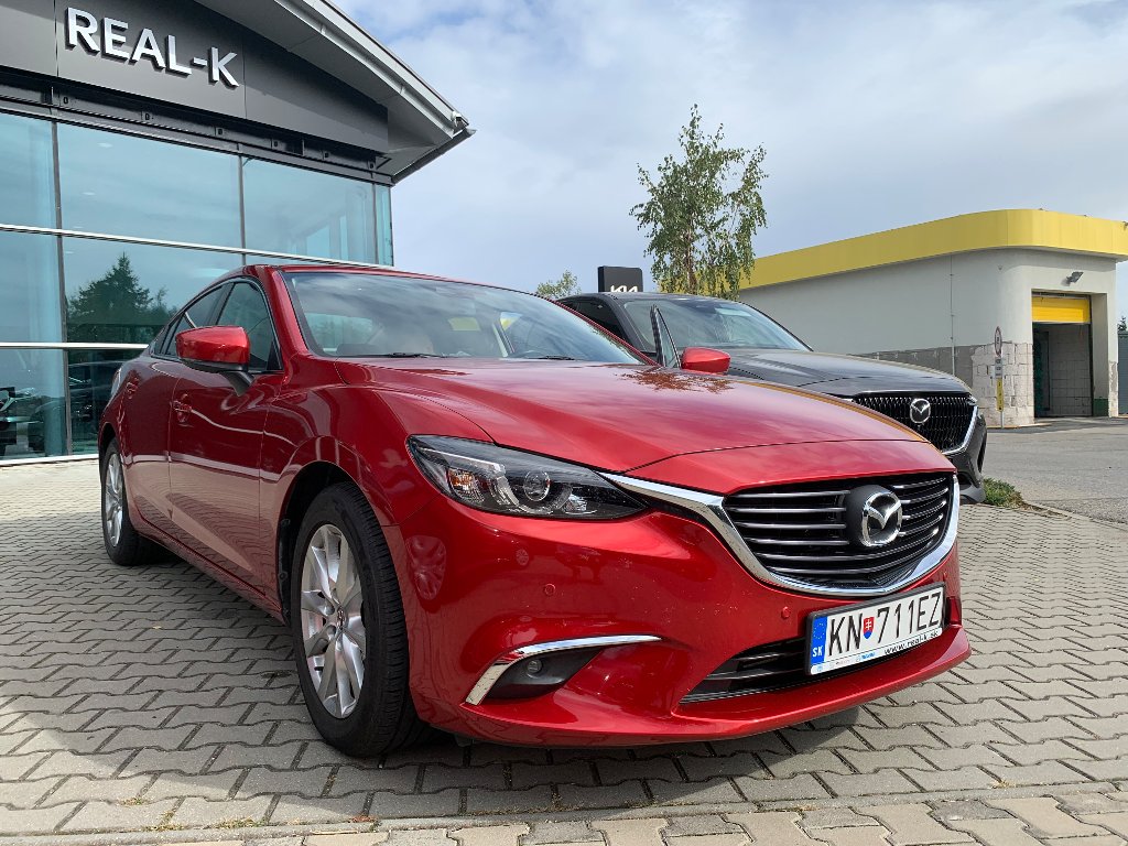 Mazda 6