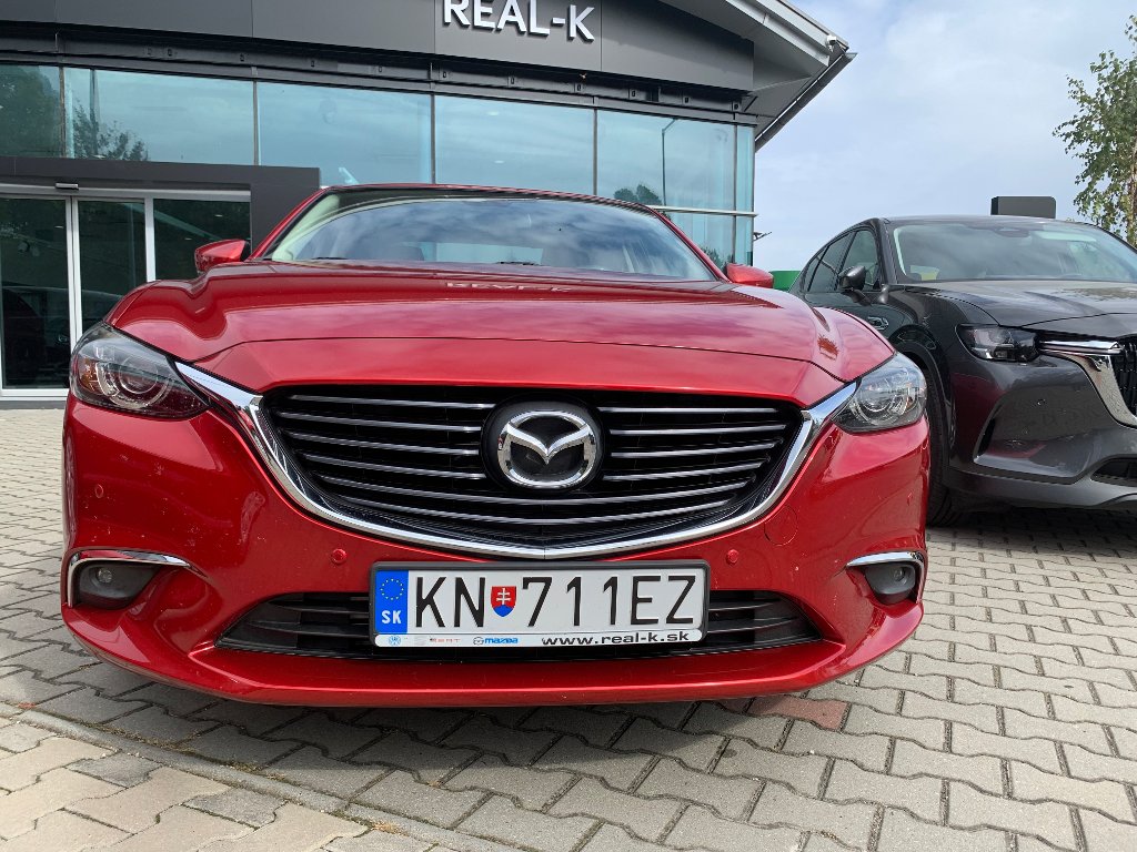 Mazda 6