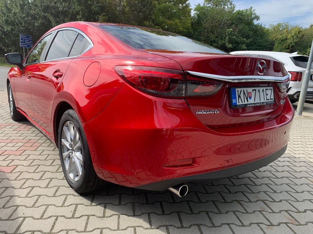 Mazda 6