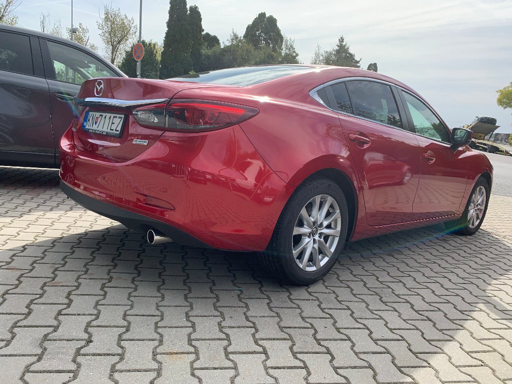 Mazda 6