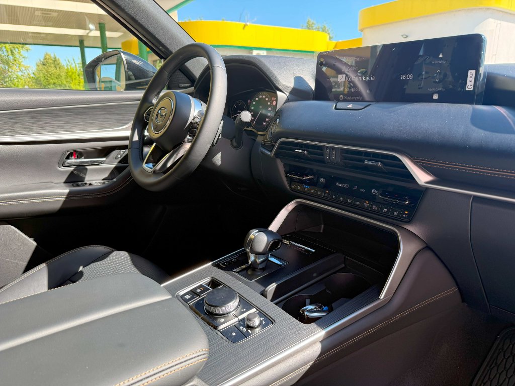 Mazda CX-80
