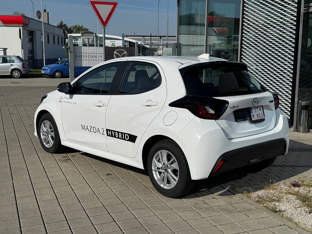 Mazda 2 Hybrid