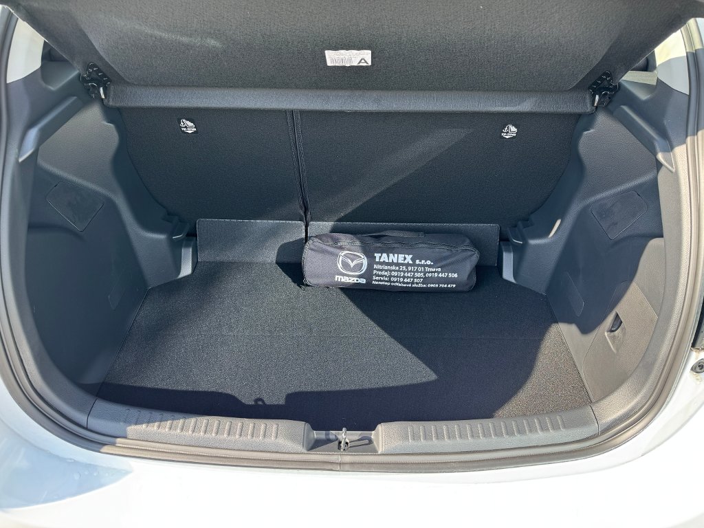 Mazda 2 Hybrid