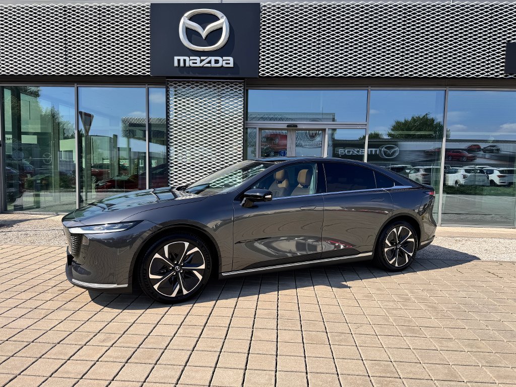 Mazda 6e