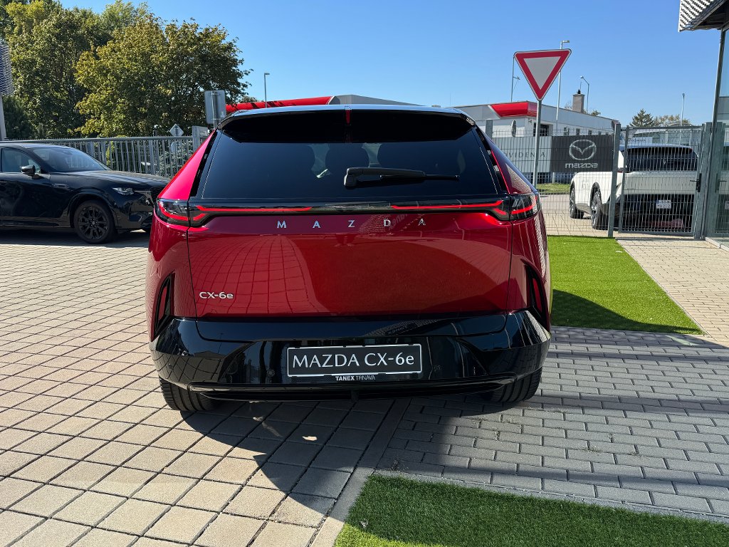 Mazda CX-6e