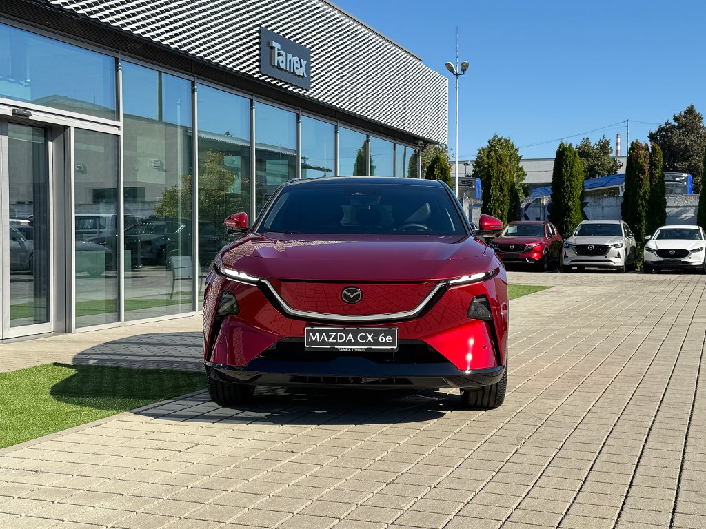Mazda CX-6e