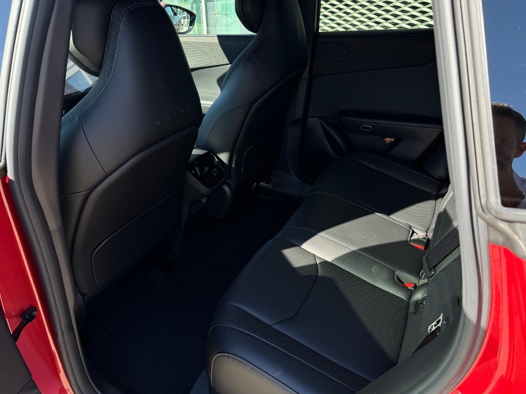 Mazda CX-6e