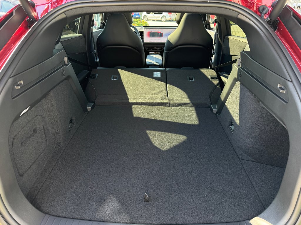 Mazda CX-6e