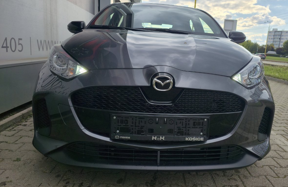 Mazda 2 Hybrid